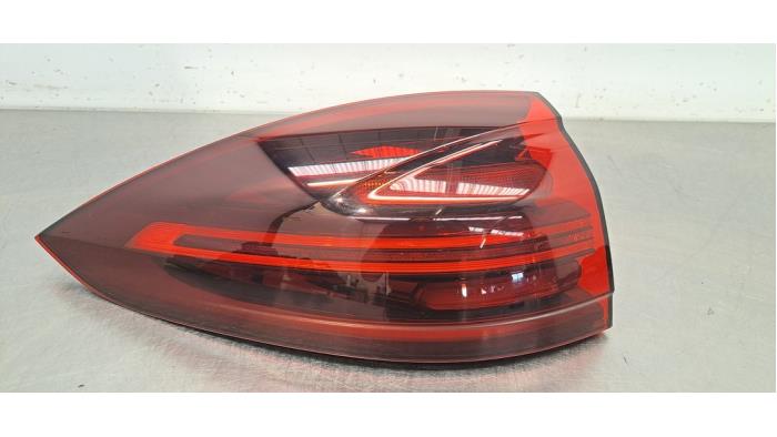 VOLKSWAGEN CAYENNE STOP LAMBASI DIS SOL - VAL 45485